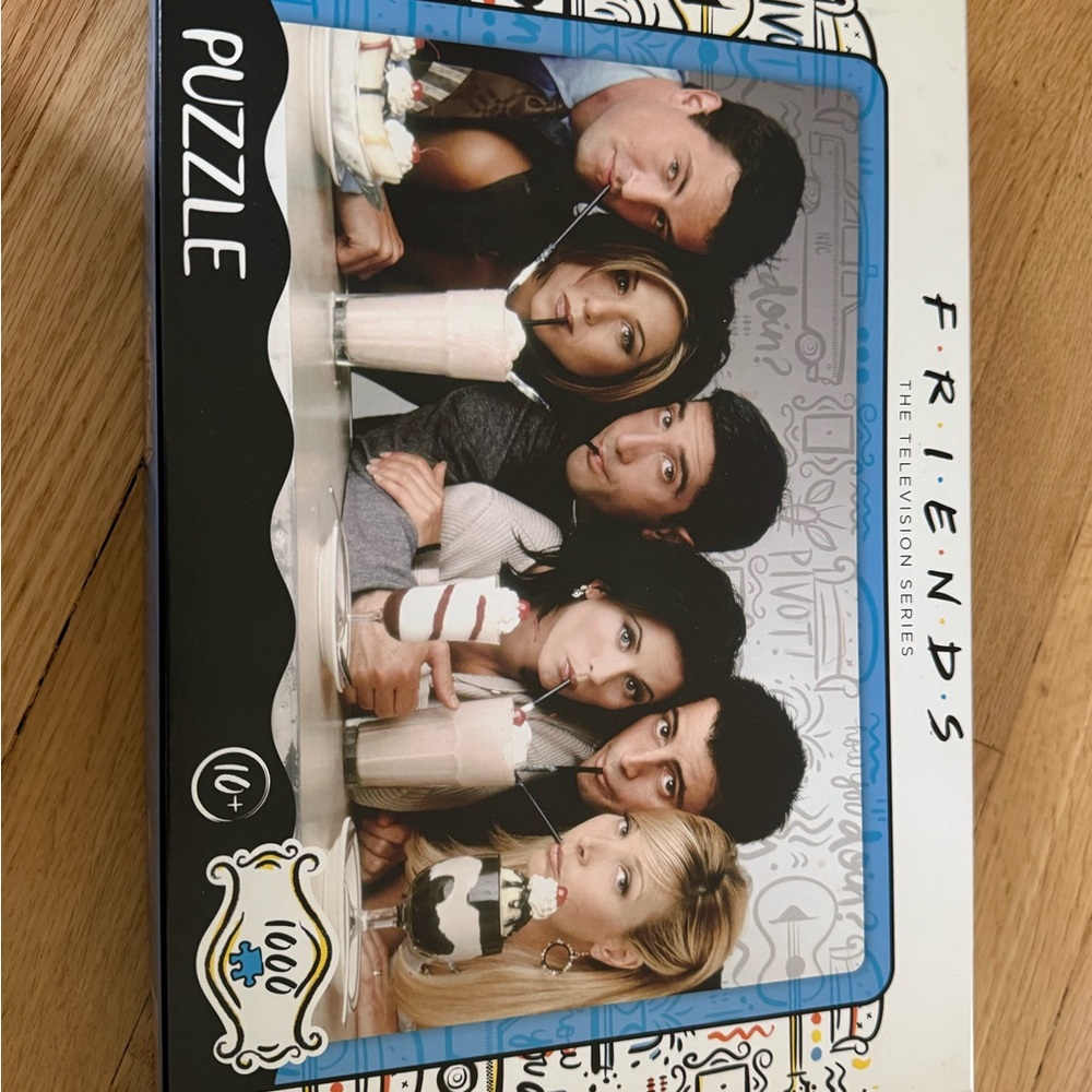 FRIENDS Puzzle iconic milkshake ! Brand new